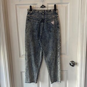 Stylish Cropped Denim Jeans